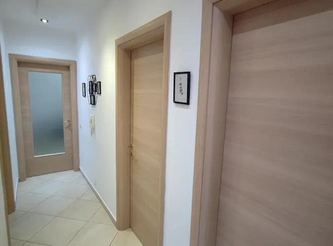 Appartement New Bazaar-apartment 2 *