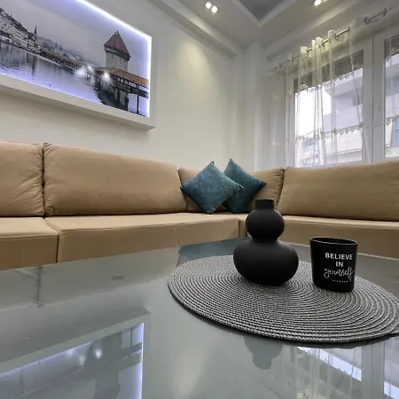 Διαμέρισμα New Bazaar-apartment 2 *