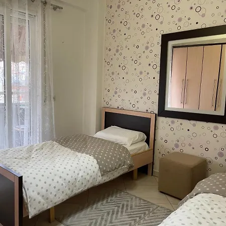 Apartamento New Bazaar-apartment 2 *